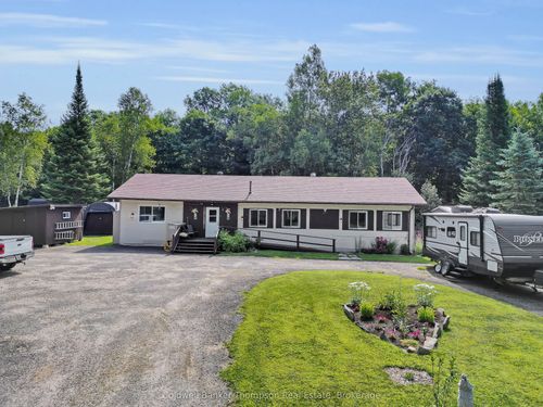 1 Fox Run Lane, Huntsville, ON, P1H1E3 | Card Image