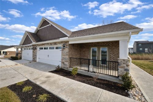 5019 Waterford Lane, Middletown, OH, 45044 | Card Image