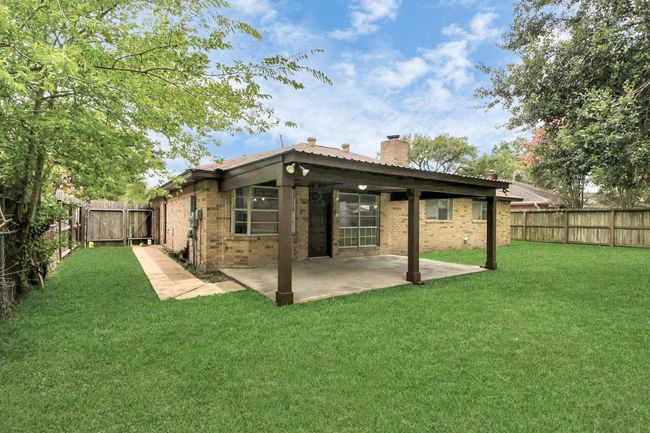 2712 Laurel Creek Way, House other with 4 bedrooms, 2 bathrooms and 2 parking in Pearland TX | Image 36