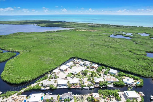 127 - 127 S Layton Dr, House other with 3 bedrooms, 2 bathrooms and null parking in Long Key FL | Image 40
