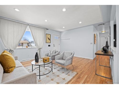 936 S Jersey St, Denver, CO, 80224-1419 | Card Image