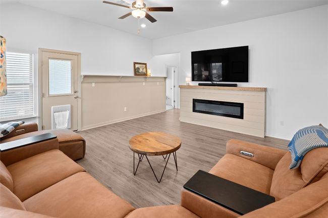 2236 Sawdust Dr, House other with 4 bedrooms, 3 bathrooms and 4 parking in Georgetown TX | Image 8