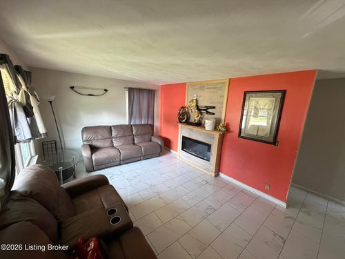 3607 Little John Ct, Louisville, KY, 40219-1408 | Card Image