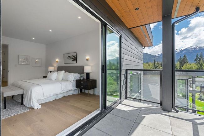 7 - 3385 Mamquam Road, House other with 6 bedrooms, 5 bathrooms and 4 parking in Squamish BC | Image 23