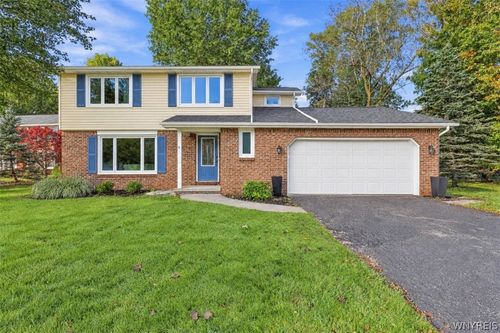 61 Eveningwood Ln, East Amherst, NY, 14051-1248 | Card Image