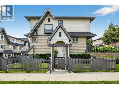 30-680 Old Meadows Rd, Kelowna, BC, V1W5L4 | Card Image