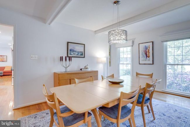 8801 Aquary Ct, House other with 5 bedrooms, 4 bathrooms and null parking in SPRINGFIELD VA | Image 10
