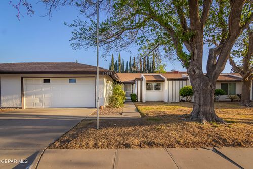 10632 Park View Cir, El Paso, TX, 79935-3104 | Card Image