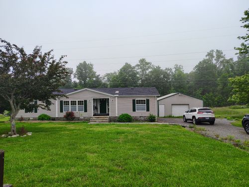 1104 Pointe Ln, Lafayette, TN, 37083-3199 | Card Image