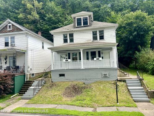 135-133-135 Newport St, Glen Lyon, PA, 18617-1235 | Card Image