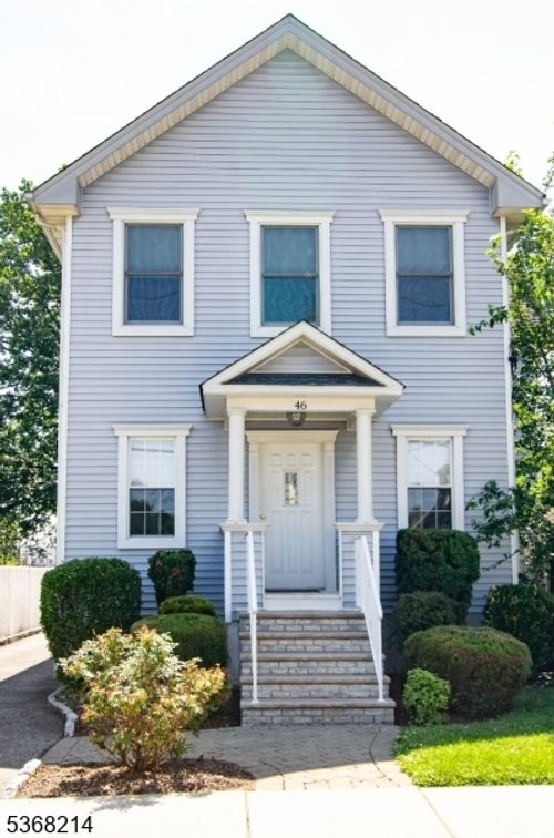 46 Grand St, Little Ferry, NJ, 07643-1507 | Card Image