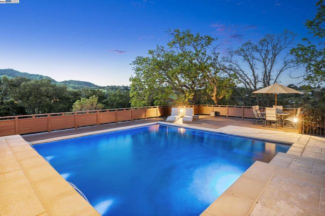 11 Leslyn Ln, House other with 5 bedrooms, 6 bathrooms and 2 parking in Lafayette CA | Image 56