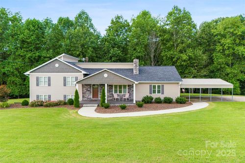 213 Press Sweezy Rd, Kings Mountain, NC, 28086-9336 | Card Image