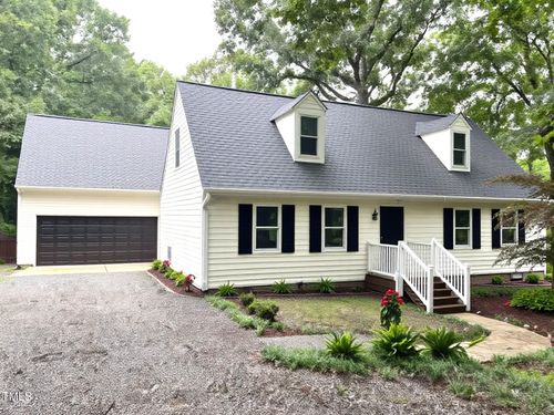 108 W Marsha Gayle Ct, Fuquay Varina, NC, 27526-9567 | Card Image