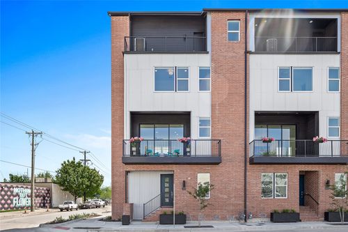 201 Carroll St, Fort Worth, TX, 76107 | Card Image