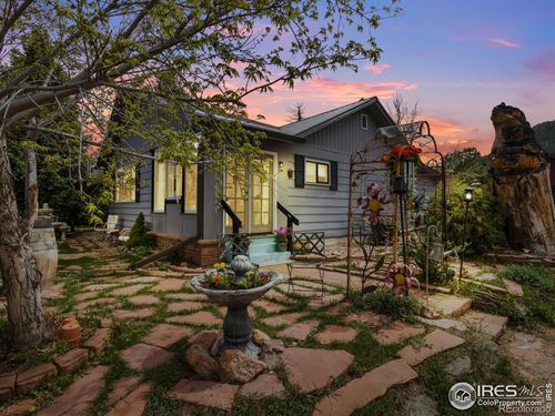 241 South Ct, Estes Park, CO, 80517-6353 | Card Image