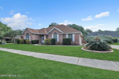 2153 Softwind Trail W, House other with 4 bedrooms, 2 bathrooms and null parking in Jacksonville FL | Image 3