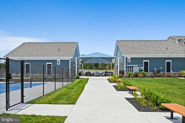 1036 Cantina Ter Se, Townhouse with 4 bedrooms, 4 bathrooms and null parking in LEESBURG VA | Image 43