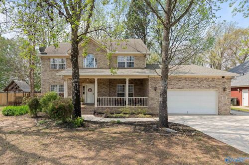 136 Arabian Dr, Madison, AL, 35758-6643 | Card Image