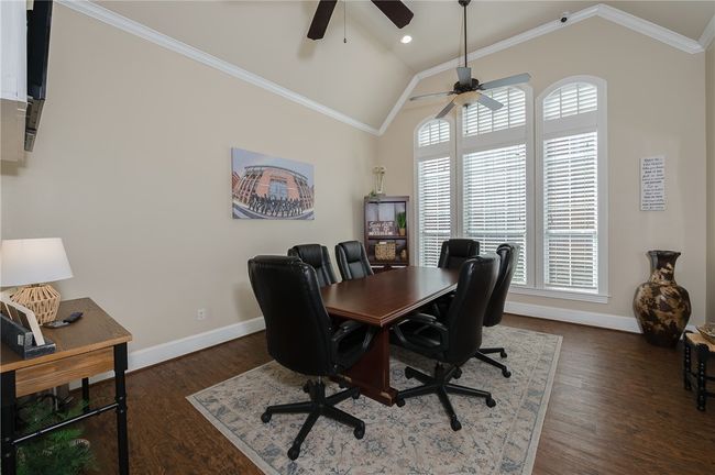 One of the study conference rooms. The clubhouse also has a stocked print station. | Image 24