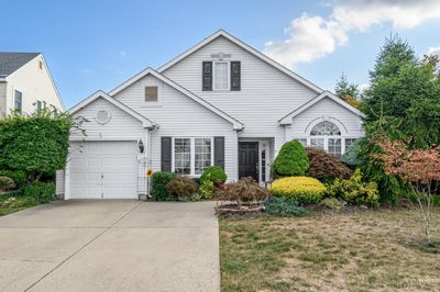 8 Oakmont Lane, House other with 2 bedrooms, 2 bathrooms and null parking in Jackson NJ | Image 1