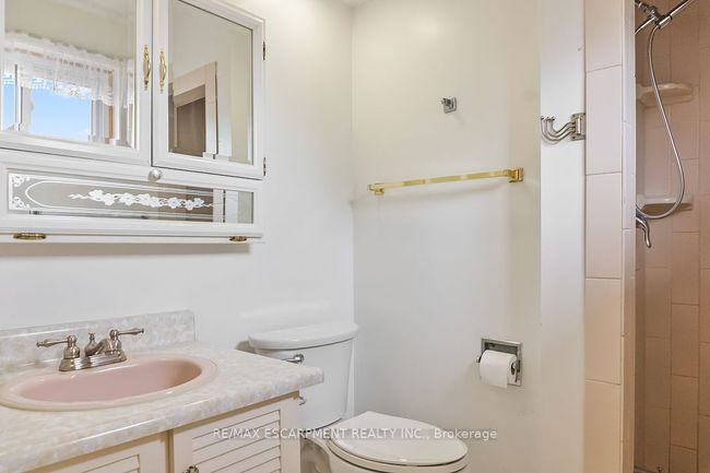 1 Dunbarton Cres, House other with 4 bedrooms, 3 bathrooms and 4 parking in Brampton ON | Image 29