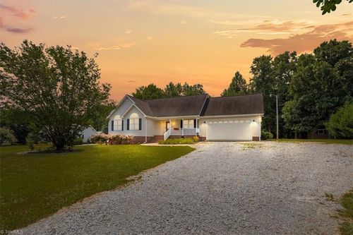 2278 Woods Stream Ln, Asheboro, NC, 27205-8192 | Card Image