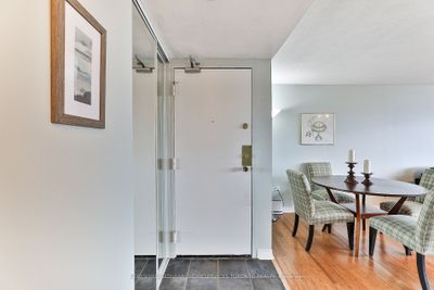 1501 - 720 Spadina Ave, Condo with 1 bedrooms, 1 bathrooms and null parking in Toronto ON | Image 2