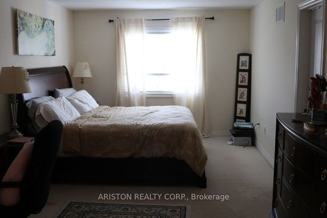 40 Alexie Way, House attached with 4 bedrooms, 3 bathrooms and 1 parking in Vaughan ON | Image 12