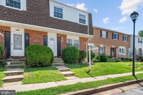 457 Long Towne Ct, GLEN BURNIE, MD, 21061-6144 | Card Image