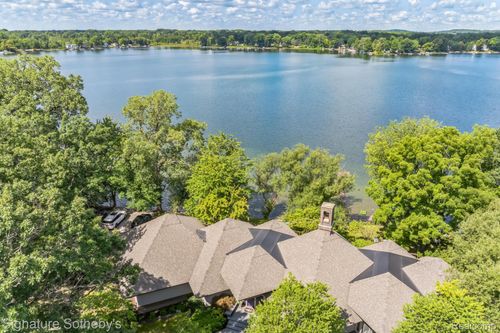401 Glazier Rd, Chelsea, MI, 48118-9778 | Card Image