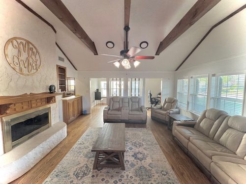 1109 Simpson Ter, Bedford, TX, 76021-2317 | Card Image