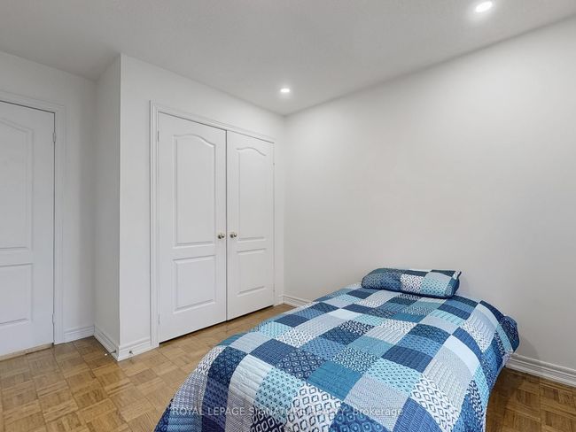 321 Bussel Cres, House attached with 3 bedrooms, 3 bathrooms and 2 parking in Milton ON | Image 31