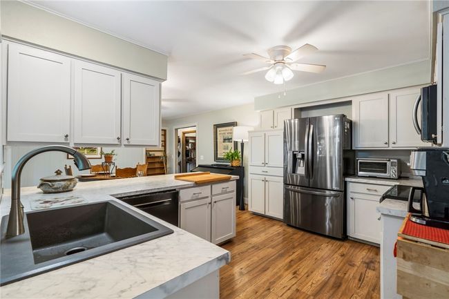 301 S Dogwood St, House other with 3 bedrooms, 3 bathrooms and null parking in Siloam Springs AR | Image 9