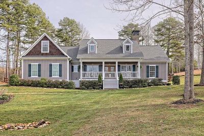 571 Owen Vista Drive, Home with 3 bedrooms, 3 bathrooms and 2 parking in Blairsville GA | Image 1