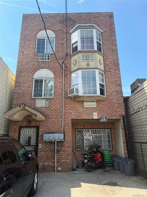 678 Rutland Road, New York, NY, 11203 | Card Image