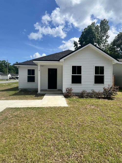 19 Hopi St, Crawfordville, FL, 32327-3576 | Card Image