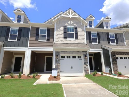 384 Hendley Dr, York, SC, 29745-2993 | Card Image