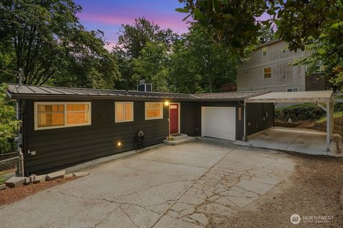 15936 76th Place Ne, Kenmore, WA, 98028 | Card Image