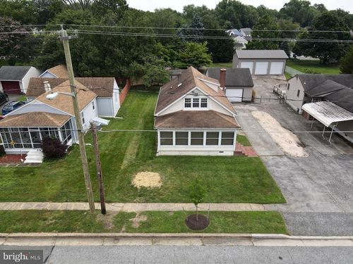 513 Clinton St, DELAWARE CITY, DE, 19706-7713 | Card Image