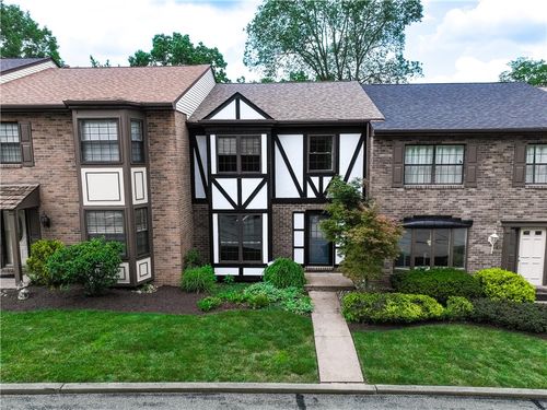 410 Edgetree Ln, Murrysville, PA, 15668-1200 | Card Image