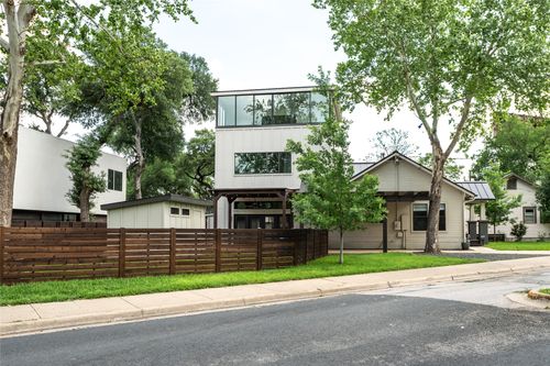 2103 Kinney Ave, Austin, TX, 78704-4009 | Card Image