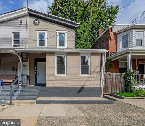 111 S 5th St, DARBY, PA, 19023-2832 | Card Image
