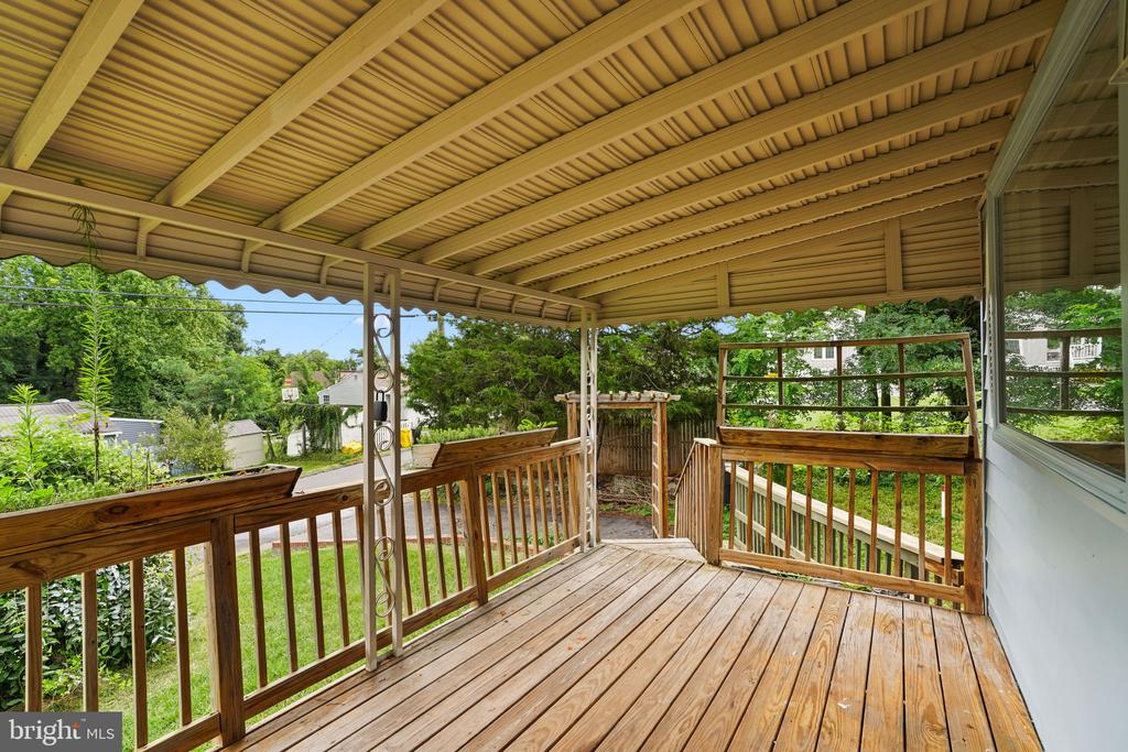 Residential in LINTHICUM HEIGHTS 4