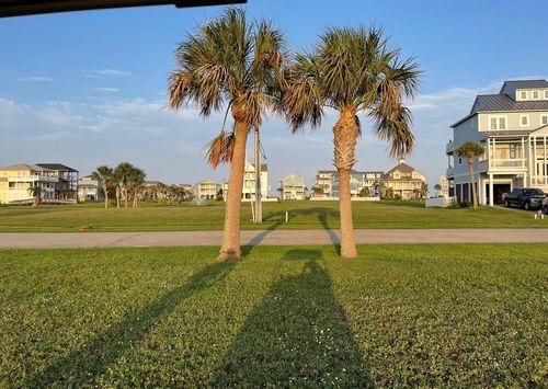 25610 Spotted Sandpiper Dr, Galveston, TX, 77554-3028 | Card Image