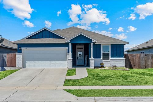 1713 Flagship Dr, Corpus Christi, TX, 78410-4516 | Card Image