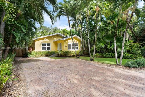 2465 Inagua Ave, Miami, FL, 33133 | Card Image