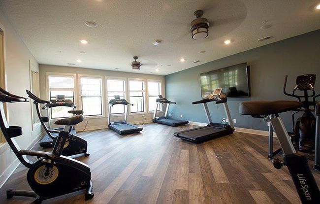 Get a quick workout at the community amenity center! | Image 24