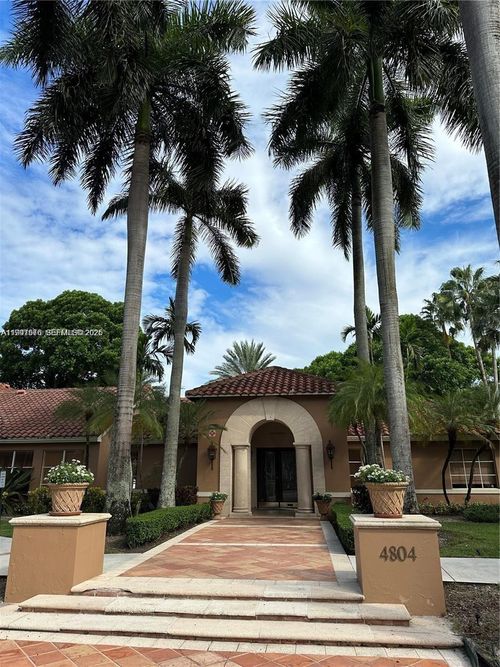 13102-4808 N State Road 7, Coral Springs, FL, 33073-3352 | Card Image