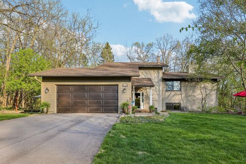 10905 34th Ave N, Plymouth, MN, 55441-2445 | Card Image